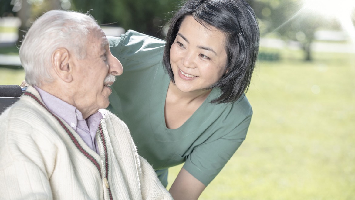 Find the Best Senior Home Care for Your Elderly Parent with AstraCare